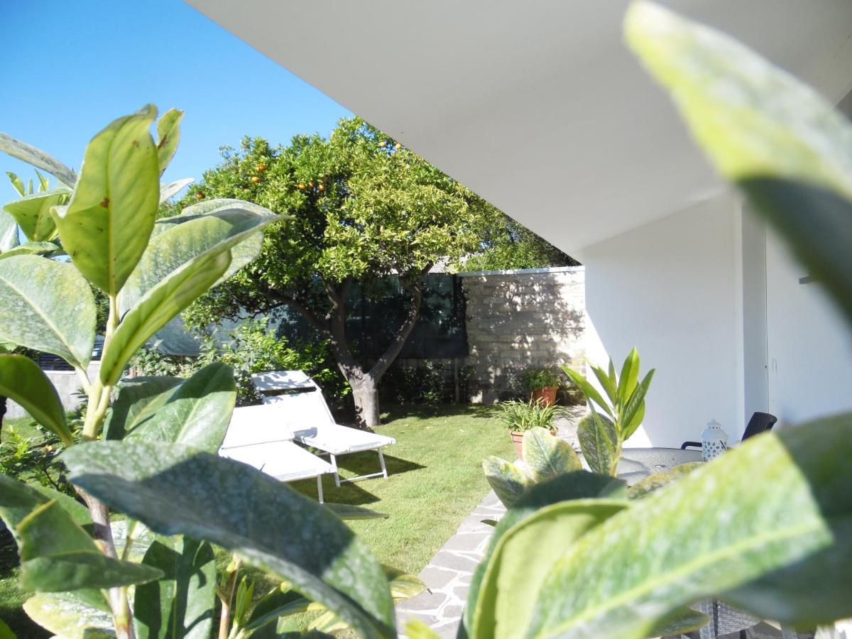 Villa Bianca Кастелламмаре-ди-Стабия Экстерьер фото
