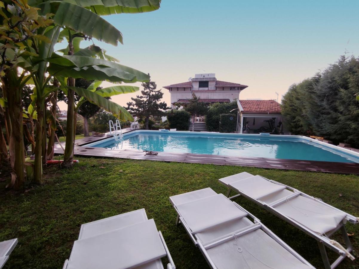 Villa Bianca Кастелламмаре-ди-Стабия Экстерьер фото