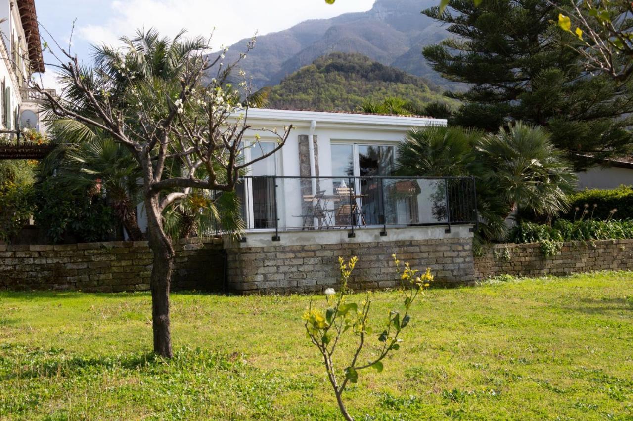 Villa Bianca Кастелламмаре-ди-Стабия Экстерьер фото