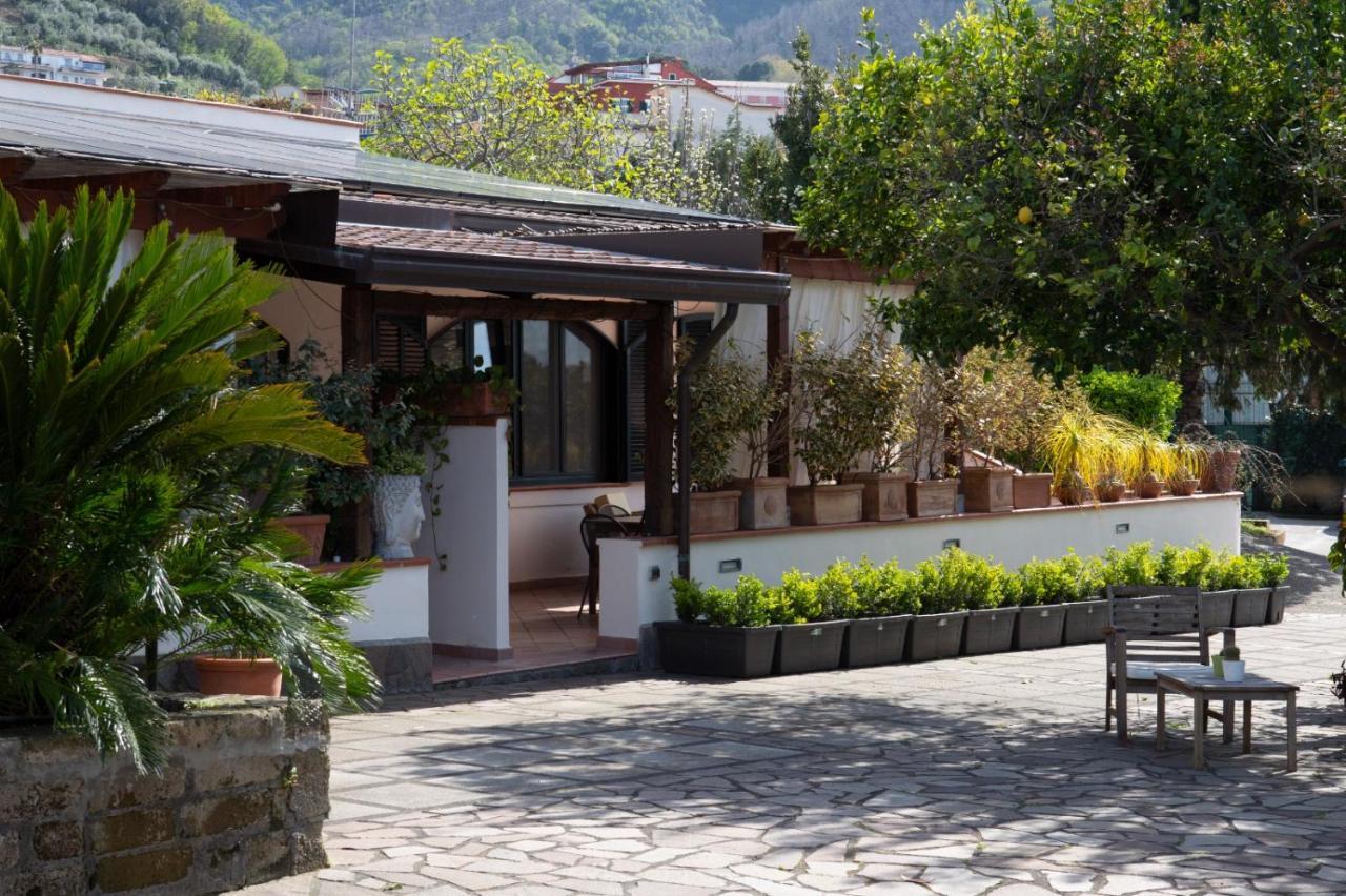 Villa Bianca Кастелламмаре-ди-Стабия Экстерьер фото